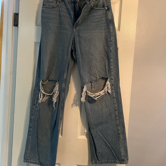 Dynamite Heidi Wide Leg Distressed size 29
Sold out online - Picture 3 of 6